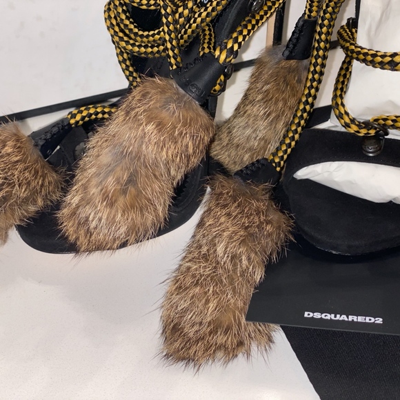 DSQUARED2 Sandals - Picture 2 of 8